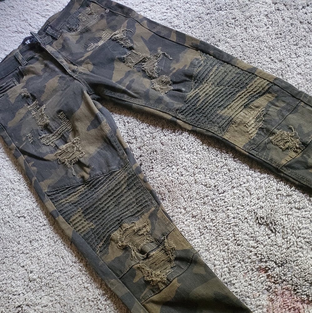 Camouflage Destruction Jeans